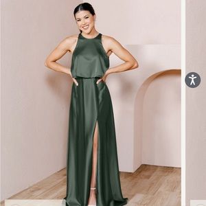 Revelry | Wren | Deep Olive | Size 24